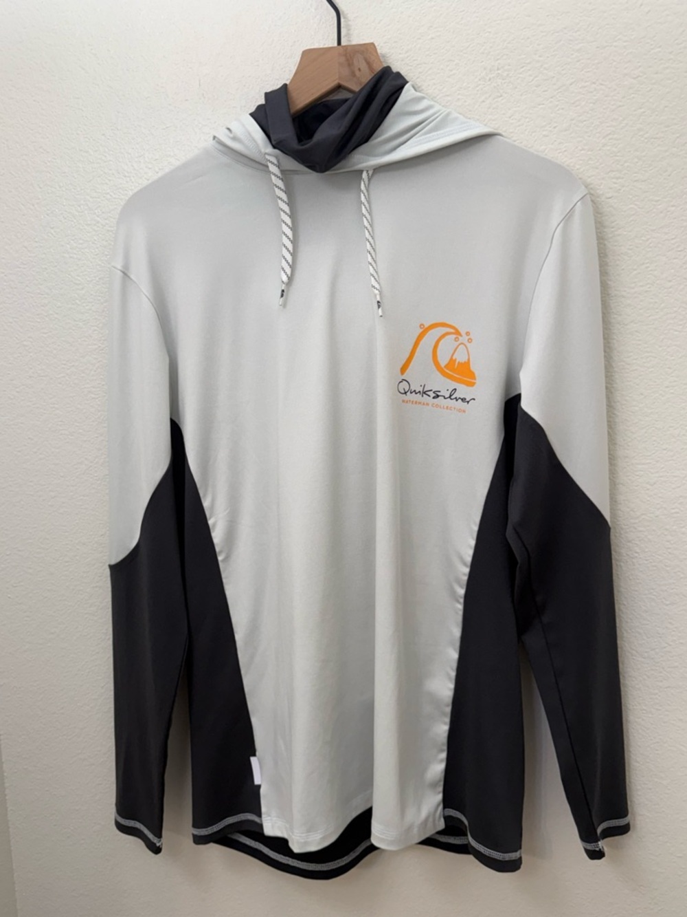 Quiksilver Waterman Angler Hoody - Medium - Picture 2 of 10
